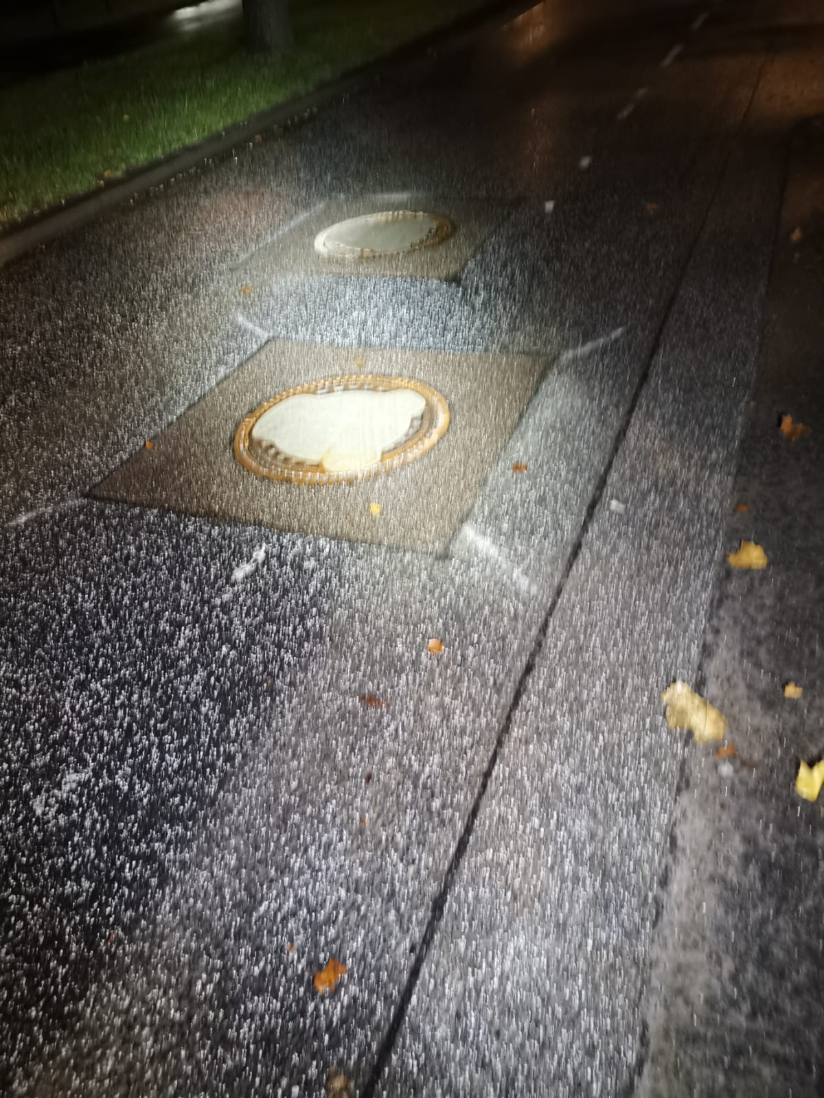Gründgenstraße: Sieldeckel wurde nach Meldung der CDU Gründgenstraße: Sieldeckel wurde nach Meldung der CDU