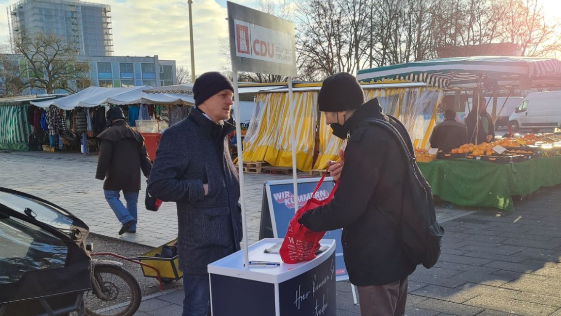 CDU Ortsverband Bramfeld Steilshoop Infostand Marktplatz Bramfeld 3.1.2023