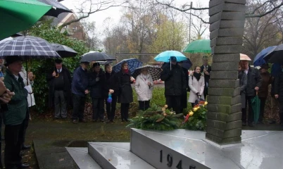 Sonntag, den 15. November 2015, überparteiliche, zentrale Gedenkfeier zum Volkstrauertag am Mahnmal an der Rahlstedter Straße/Ecke Buchwaldstraße